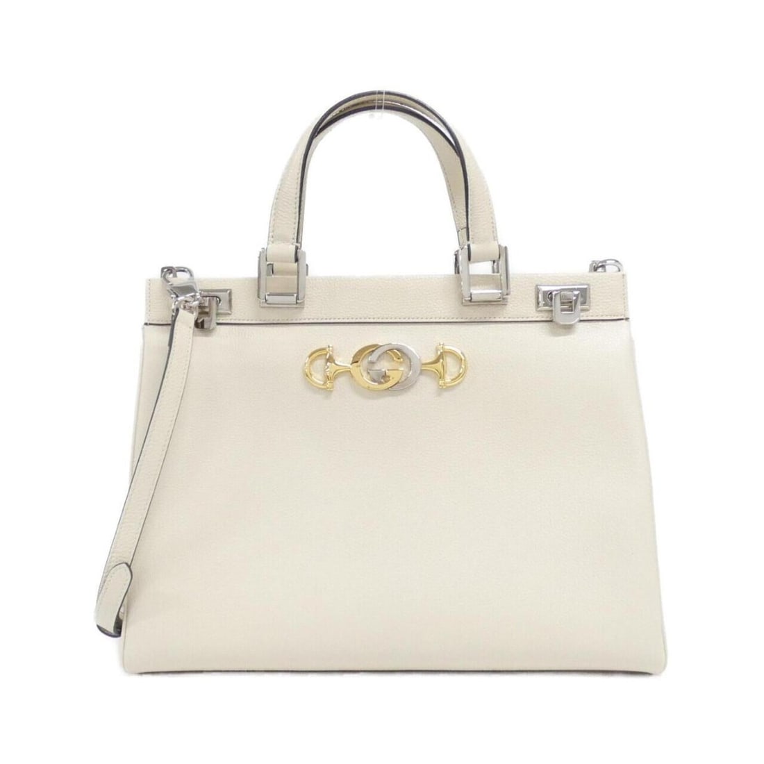 Gucci Zumi 564714 1B90X Handbag: --- Catalog ---Category: SizeSize (HxWxD): 25cm x 34cm x 12cm / 9.84'' x 13.38'' x 4.72''Category: DesignType: HandbagColor: WhiteGender: WomenMaterial: Leather Category: GeneralMPN: 564714 1B90XBrand