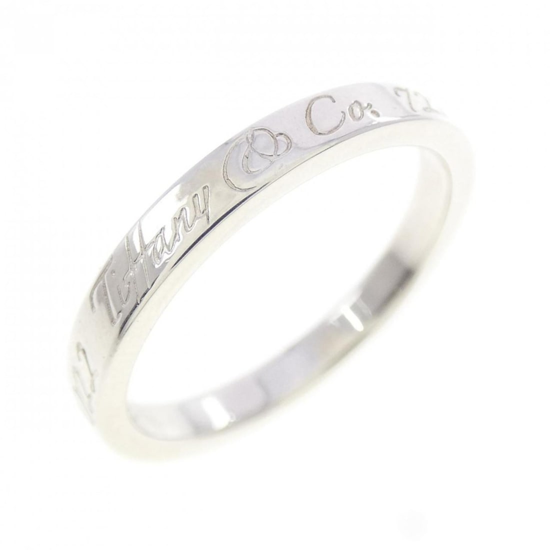 Tiffany Notes Narrow Ring: --- Catalog ---Category: SizeWidth: 2.7mm / 0.11''Weight: 2.6g / 0.09oz.JP Size: 15US Size: 7.5Category: DesignType: Band ringGender: WomenMaterial: Silver 925Category: GeneralBrand: Tiffany--- Item L