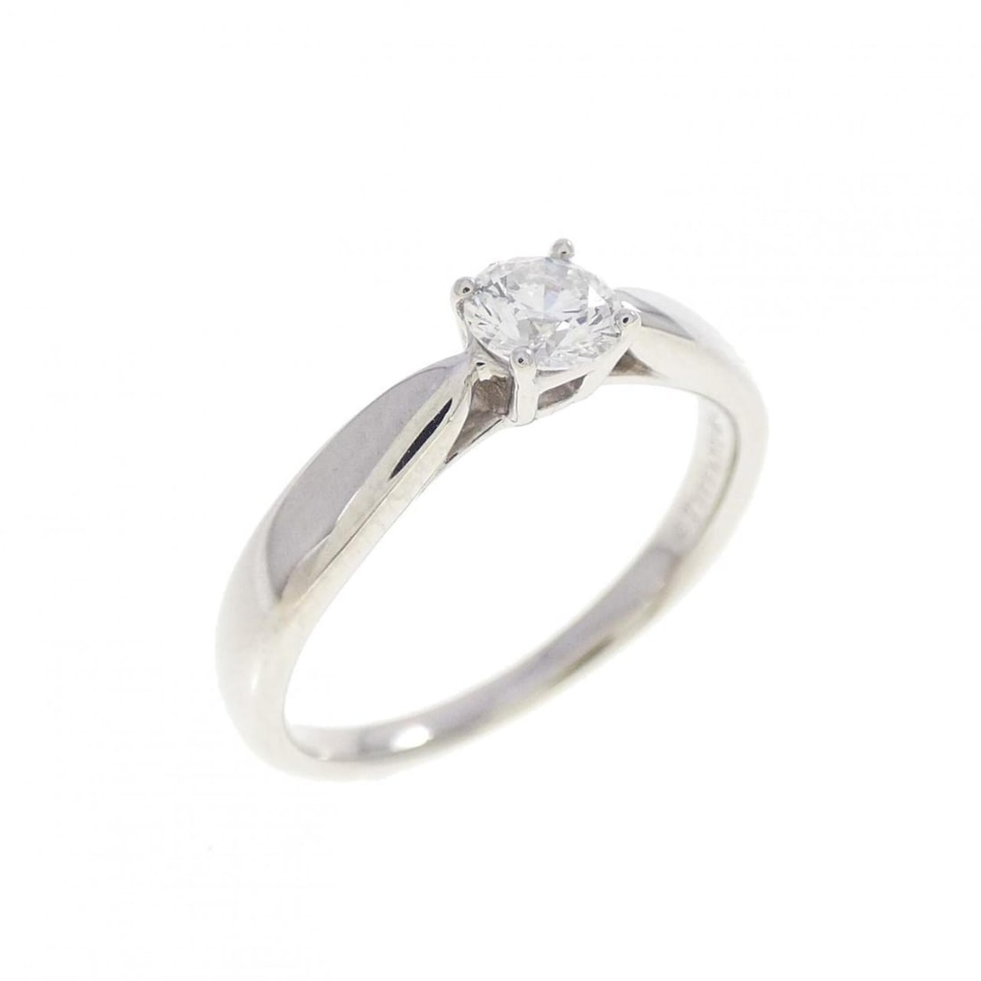 Tiffany Harmony Ring 0.19CT: --- Catalog ---Category: SizeWeight: 2.7g / 0.09oz.JP Size: 4.5US Size: 3Category: DesignType: Band ringStone: DiamondGender: WomenMaterial: Platinum 950Weight (ct.): 0.19Category: GeneralBrand: Tiffa