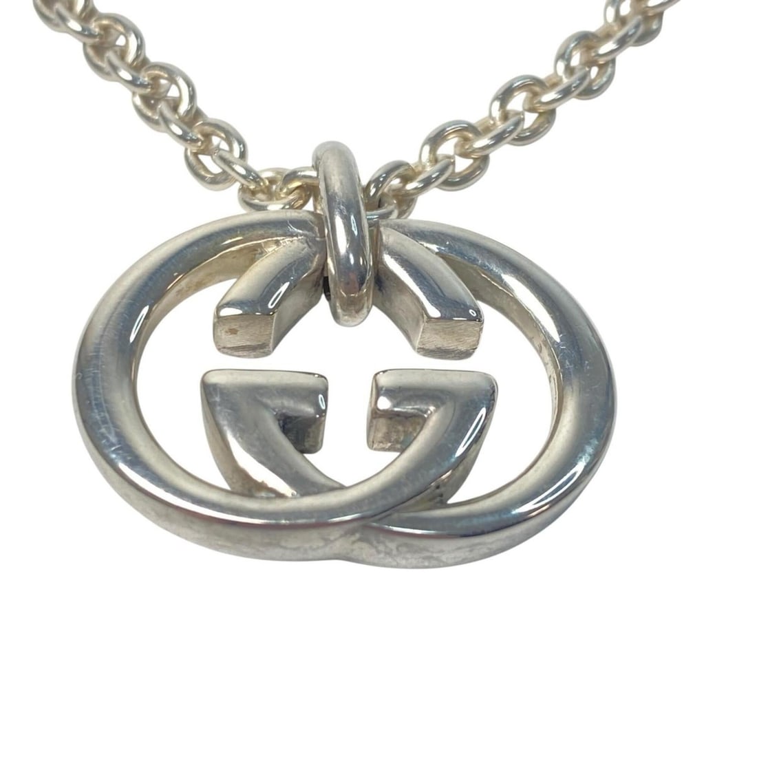 Gucci Interlocking G Pendant Necklace, 925 Sterling Silver, Women's: --- Catalog ---Category: SizePendant Size: 19mm x 27mm / 0.74'' x 1.06''Neck Circumference: 49 cm / 19.29''Category: DesignColor: SilverGender: WomenMaterial: Silver 925Necklace Type: NecklaceCategory