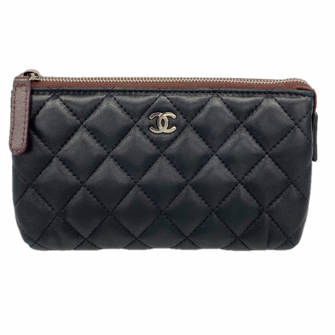Chanel Matelassé Lambskin Bag/Pouch, Black, Women's: --- Catalog ---Category: SizeSize (HxWxD): 10cm x 16cm x 4.5cm / 3.93'' x 6.29'' x 1.77''Category: DesignType: PouchColor: BlackGender: WomenMaterial: Leather Hardware Color: SilverLeather/Fur Type: L