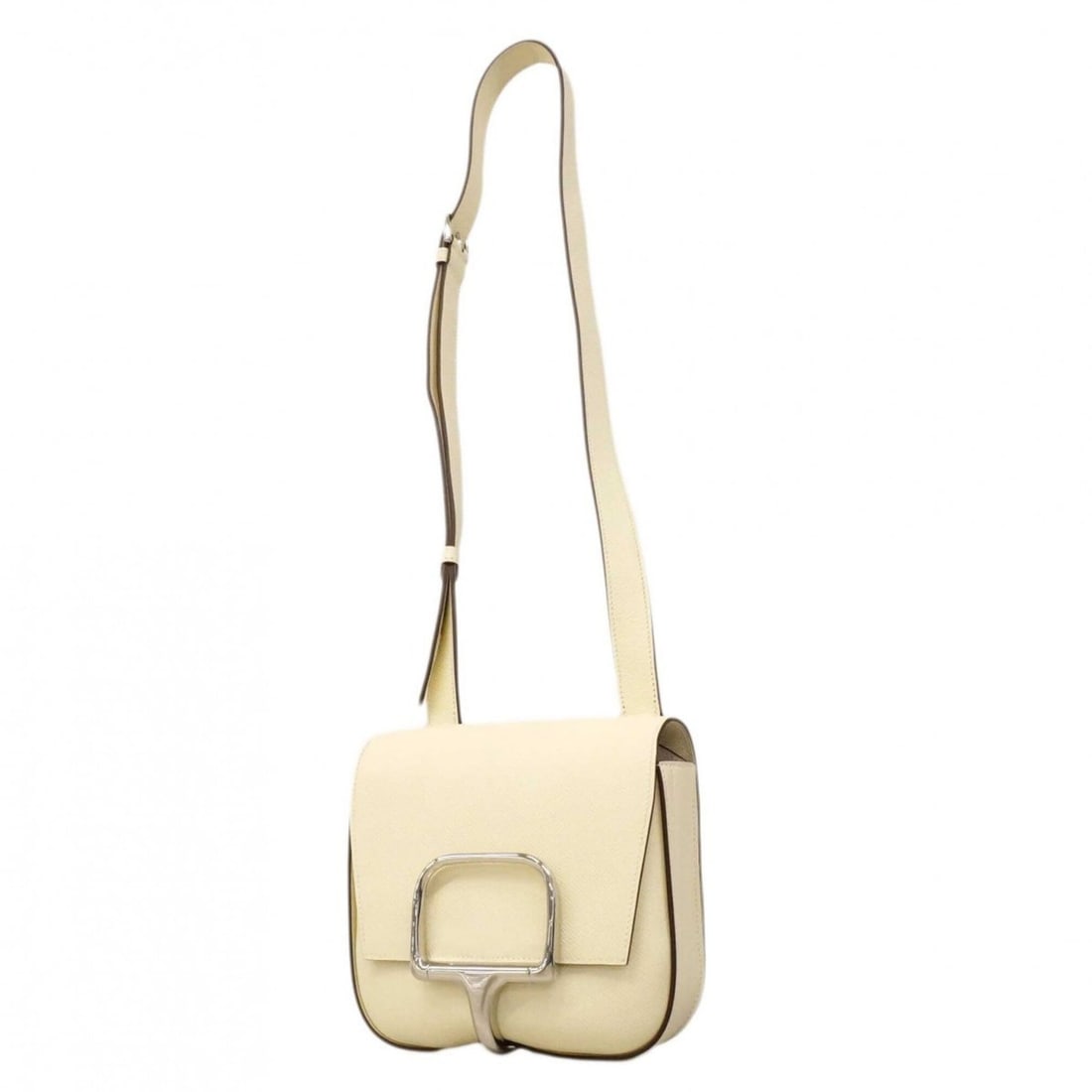 Hermes Della Cavalleria Shoulder Bag, Veau Epsom Leather, Nata, U Stamp, Women's.: --- Catalog ---Category: SizeSize (HxWxD): 16cm x 17cm x 5.5cm / 6.29'' x 6.69'' x 2.16''Category: DesignType: Shoulder bagColor: WhiteGender: WomenMaterial: Epsom leather Hardware Color: SilverCatego