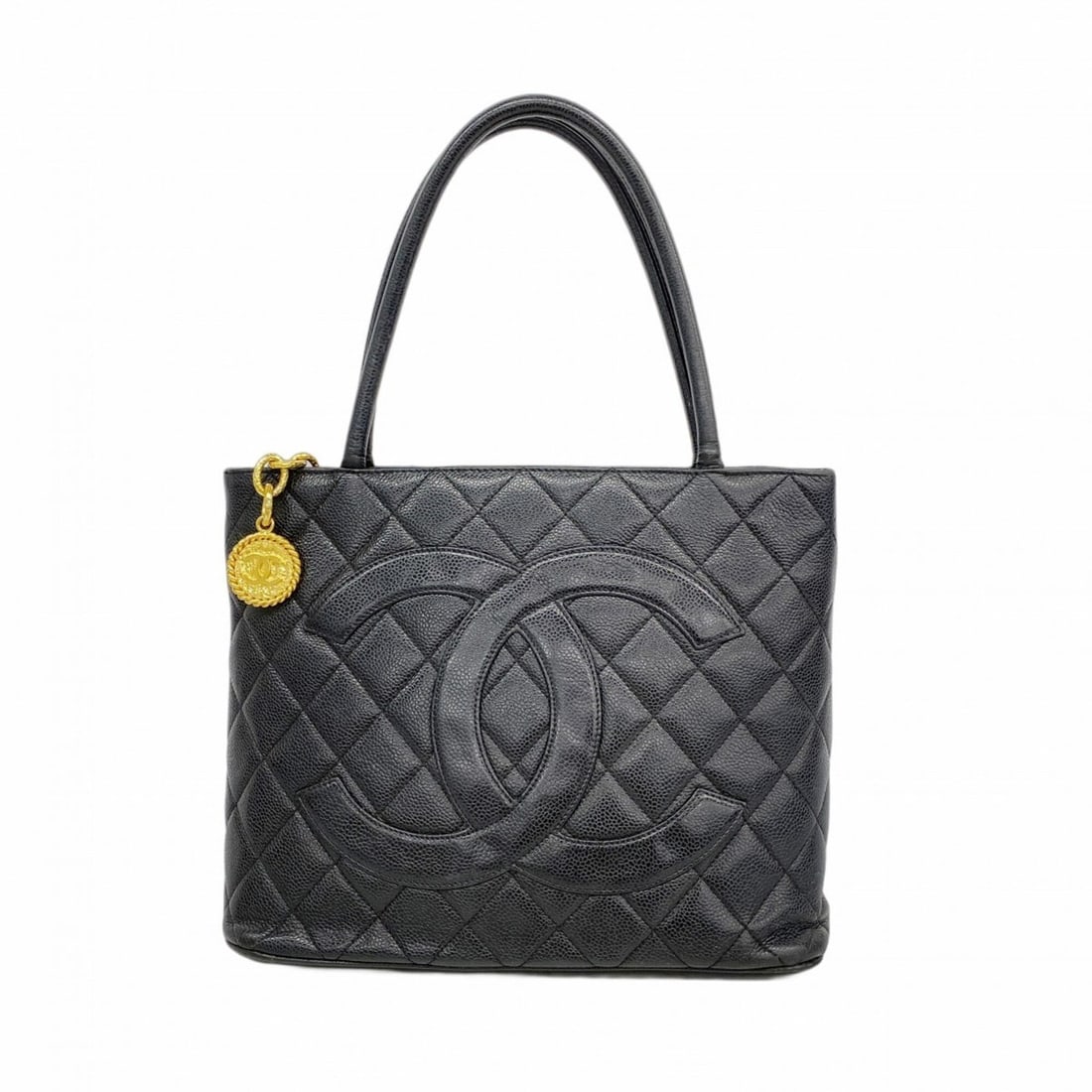 Chanel Tote Bag, Reissue Tote, Caviar Leather, Black, Women's, P2771404: --- Catalog ---Category: SizeSize (HxWxD): 24cm x 29.5cm x 15cm / 9.44'' x 11.61'' x 5.9''Category: DesignType: Tote bagColor: BlackGender: WomenMaterial: Grained Calfskin Hardware Color: GoldCategory