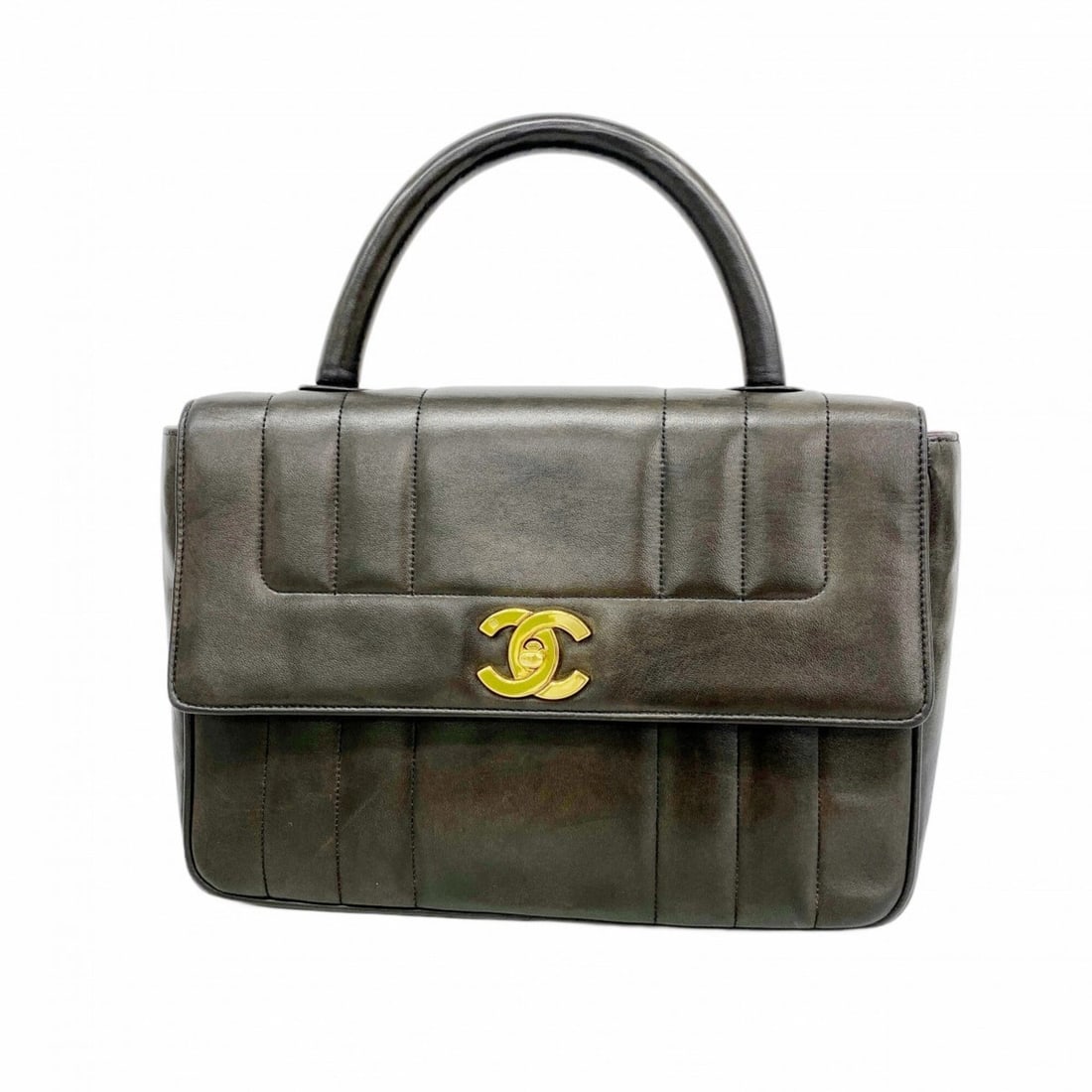 Chanel Mademoiselle Lambskin Handbag, Black, Women's: --- Catalog ---Category: SizeSize (HxWxD): 20cm x 26.5cm x 8cm / 7.87'' x 10.43'' x 3.14''Category: DesignType: HandbagColor: BlackGender: WomenMaterial: Leather Hardware Color: GoldLeather/Fur Type: 