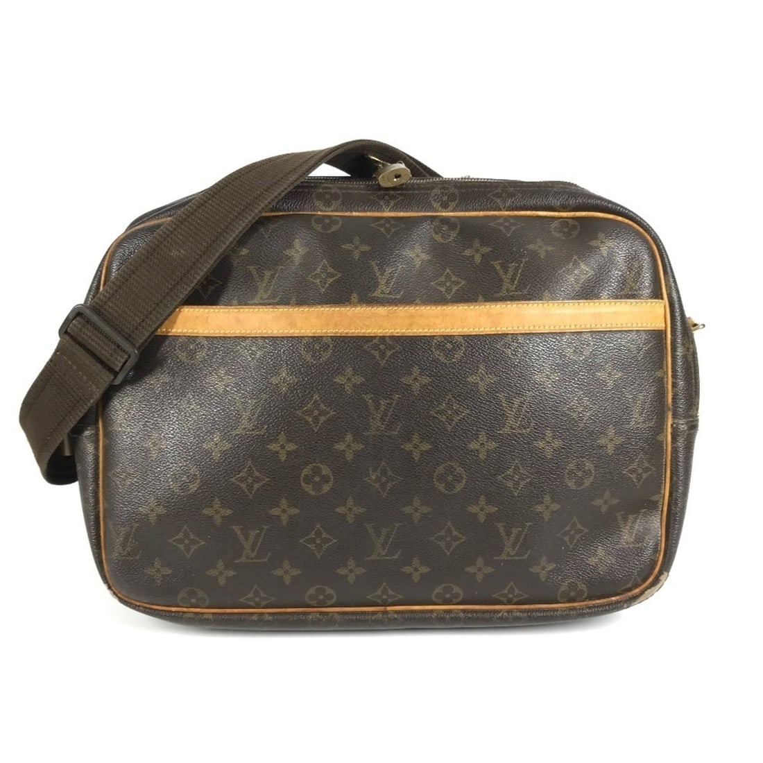 LOUIS VUITTON M45252 Monogram Reporter GM Crossbody Bag Shoulder Canvas Men's Women's Brown: --- Catalog ---Category: SizeSize (HxWxD): 26cm x 33.5cm x 6cm / 10.23'' x 13.18'' x 2.36''Category: DesignType: Shoulder bagColor: BrownGender: Men,Women,UnisexMaterial: Monogram Category: GeneralLin