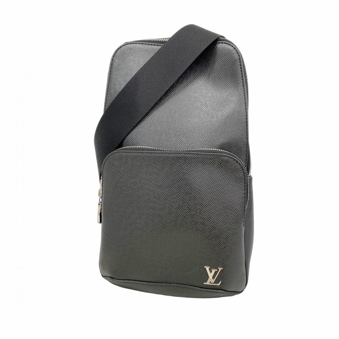 Louis Vuitton Taiga Avenue Sling Bag M30443 Noir (Men's): --- Catalog ---Category: SizeSize (HxWxD): 30.5cm x 19cm x 9.5cm / 12'' x 7.48'' x 3.74''Category: DesignType: Sling bagColor: NoirGender: MenCategory: GeneralMPN: M30443Brand: Louis Vuitton--- Item L