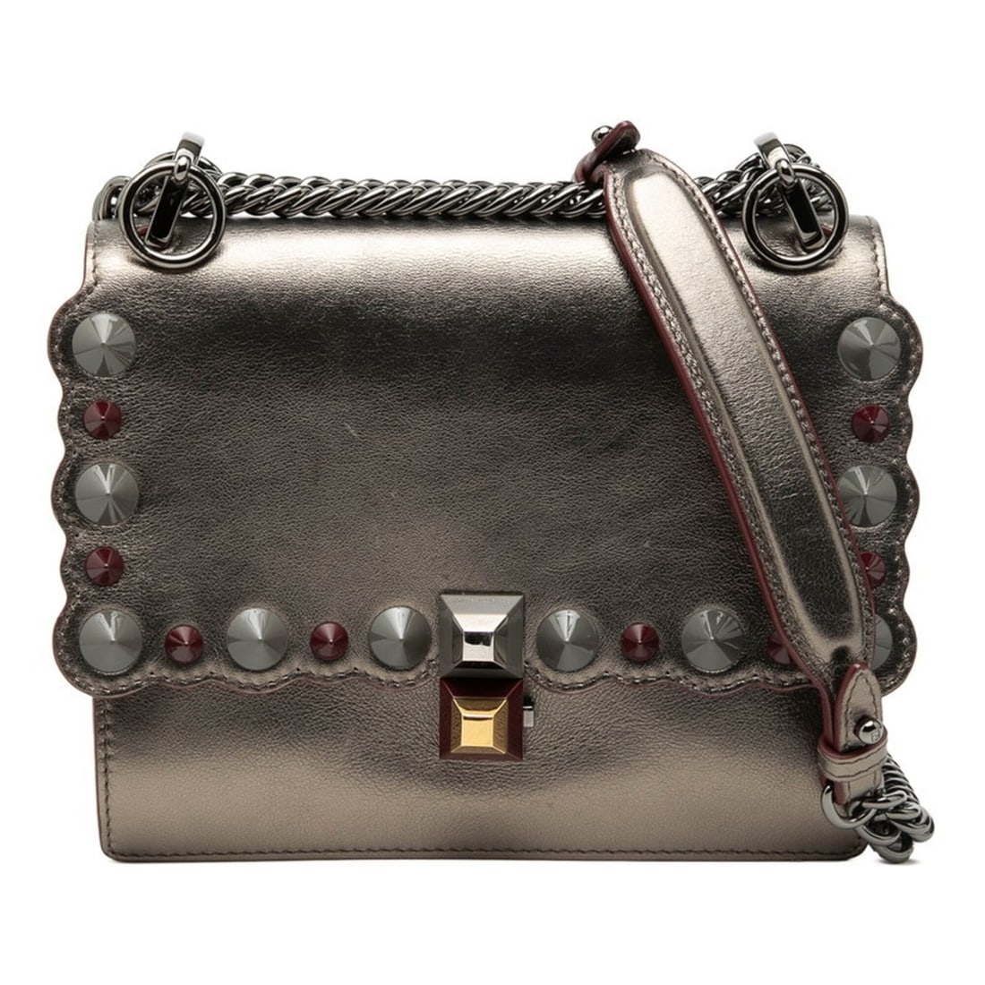 Fendi Kanai Chain Shoulder Bag, Silver Leather, Women's FENDI: --- Catalog ---Category: SizeStrap Drop: 48cm / 18.89''Size (HxWxD): 16cm x 18cm x 7cm / 6.29'' x 7.08'' x 2.75''Category: DesignType: Shoulder bagColor: SilverGender: WomenMaterial: Leather Category: