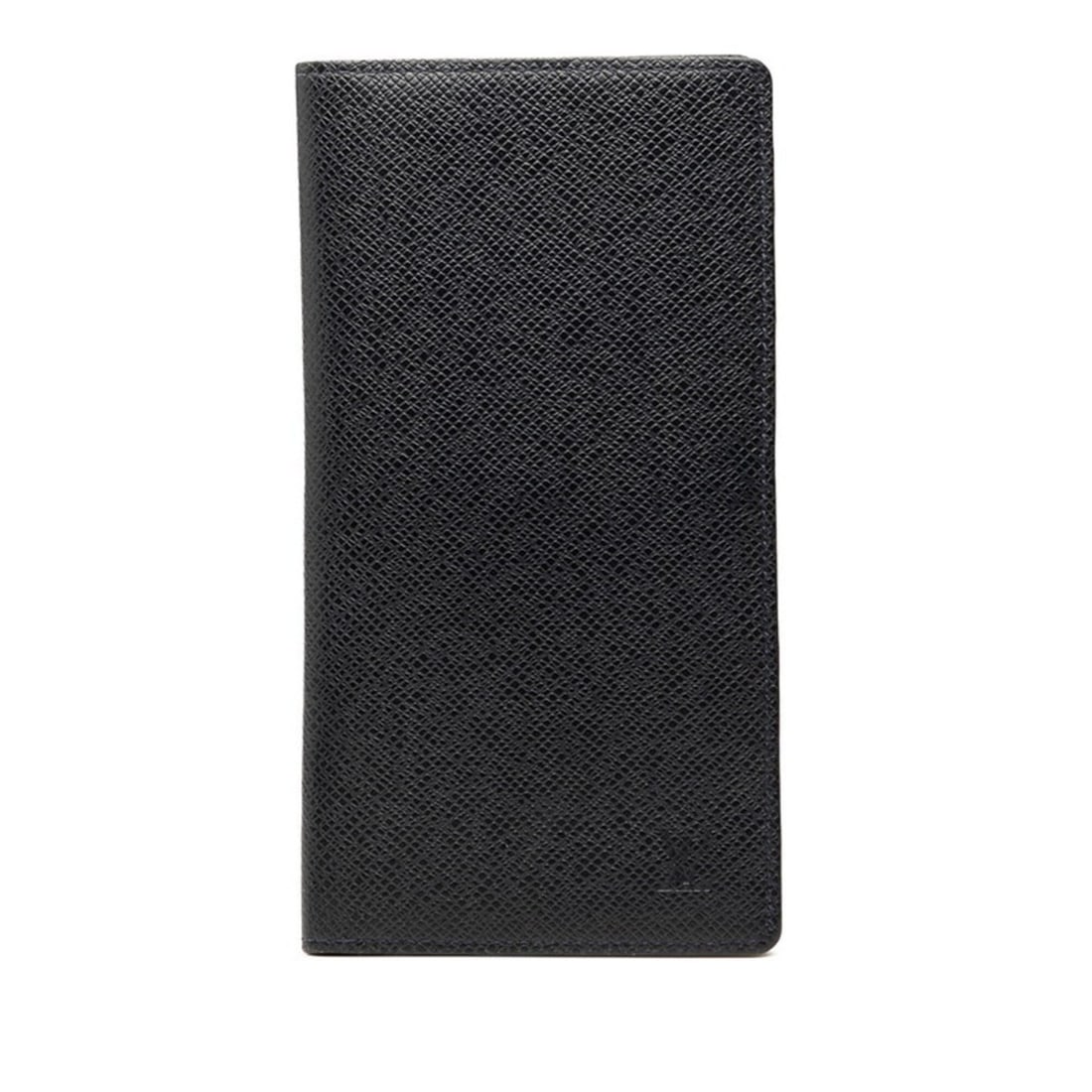 Louis Vuitton Taiga Portefeuille Long Bi-fold Wallet M32662 Ardoise Black Leather Men's LOUIS: --- Catalog ---Category: SizeSize (HxWxD): 18cm x 9cm x 1cm / 7.08'' x 3.54'' x 0.39''Category: DesignType: Long wallet (bi-fold)Color: Ardoise, BlackGender: MenClosure: FlapMaterial: Leather Category