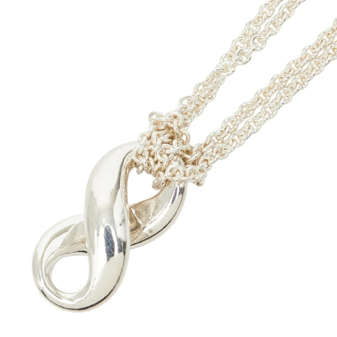 Tiffany & Co. Infinity Figure 8 Double Chain Pendant Necklace, Sterling Silver (SV925), Women's.: --- Catalog ---Category: SizePendant Size: 9.2mm x 18.6mm / 0.36'' x 0.73''Neck Circumference: 40.5 cm / 15.94''Category: DesignColor: SilverGender: WomenMaterial: Silver 925Pendant Type: PendantNeckl