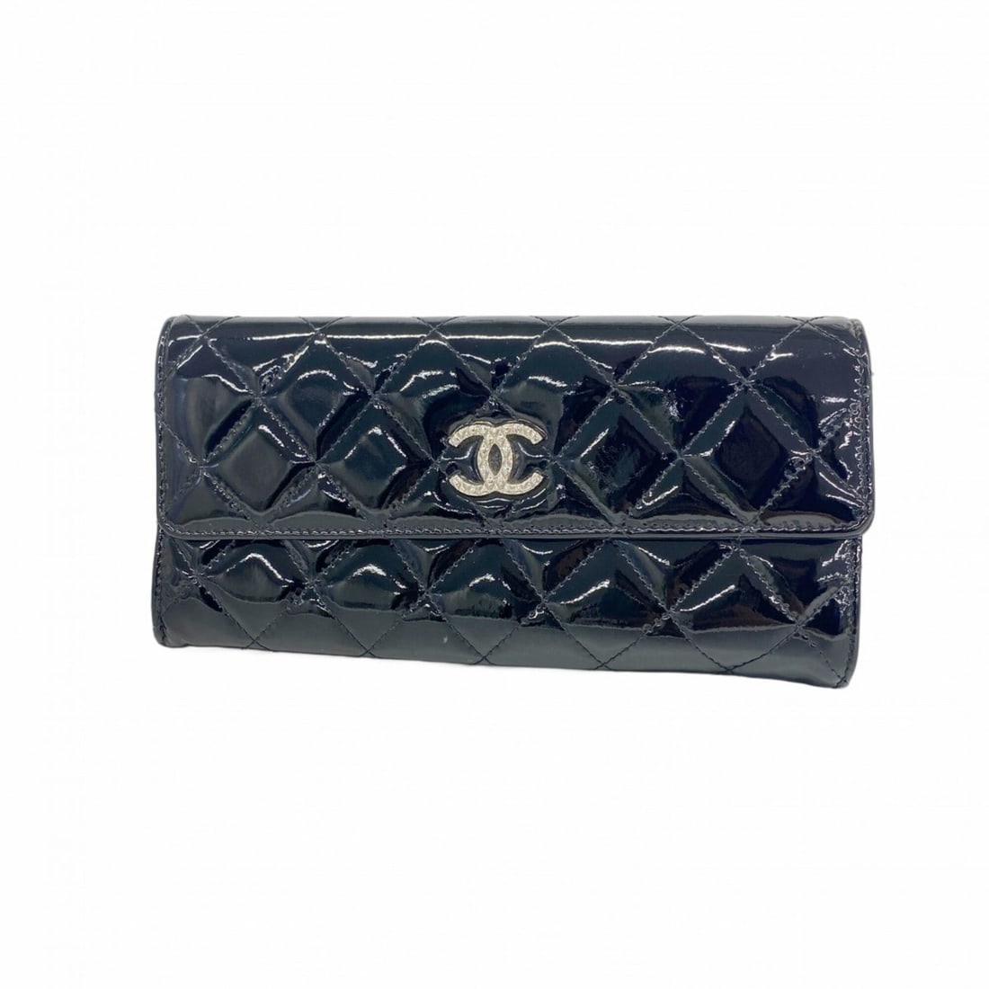 Chanel Matelassé Brilliant Patent Leather Long Wallet, Black, Women's, P2707586: --- Catalog ---Category: SizeSize (HxWxD): 10cm x 19cm x 3cm / 3.93'' x 7.48'' x 1.18''Category: DesignType: Long wallet (bi-fold)Color: BlackGender: WomenMaterial: Patent leather Category: GeneralBra