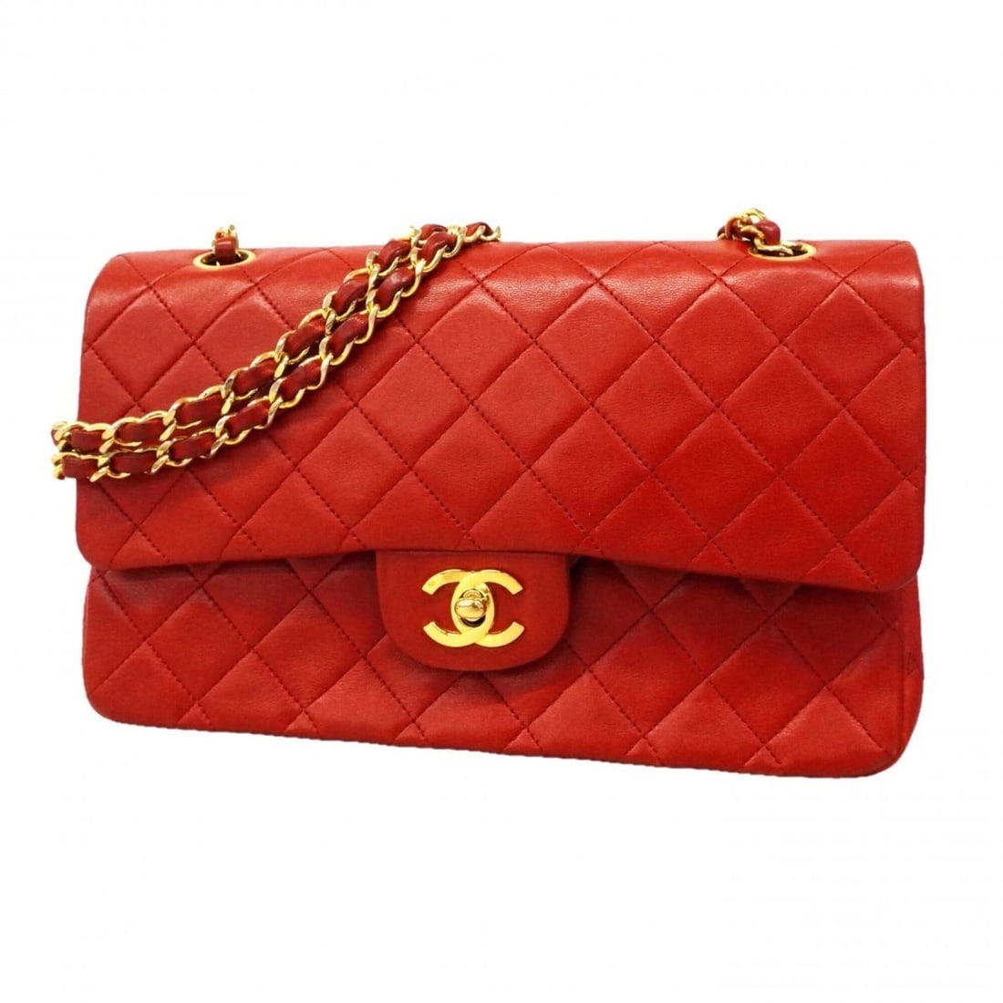 Chanel Matelassé Shoulder Bag, Double Flap, Chain, Lambskin, Red, Women's: --- Catalog ---Category: SizeSize (HxWxD): 15cm x 25cm x 7cm / 5.9'' x 9.84'' x 2.75''Category: DesignType: Shoulder bagColor: Red colorGender: WomenMaterial: Leather Hardware Color: GoldLeather/Fur T