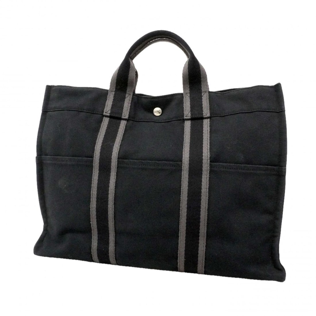 Hermes Fourre-Tout MM Canvas Tote Bag, Black, Men's & Women's: --- Catalog ---Category: SizeSize (HxWxD): 31cm x 42cm x 10cm / 12.2'' x 16.53'' x 3.93''Category: DesignType: Tote bagColor: BlackGender: Men,WomenMaterial: Canvas Hardware Color: SilverCategory: Gen