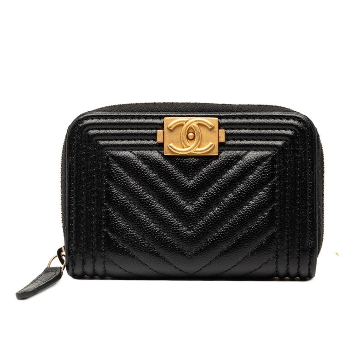 Chanel Coco Mark Boy Chevron Wallet/Coin Purse A80602 Black Leather Women's CHANEL: --- Catalog ---Category: SizeSize (HxWxD): 7cm x 10.5cm x 2cm / 2.75'' x 4.13'' x 0.78''Category: DesignType: Coin purse/coin caseColor: BlackGender: WomenMaterial: Leather Category: GeneralLine: Boy 