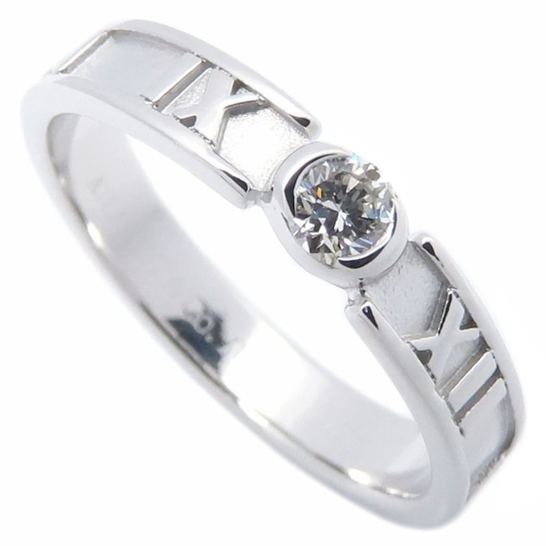 TIFFANY&Co. Tiffany Atlas Ring, 1P Diamond, 18K White Gold, Women's, 295463: --- Catalog ---Category: SizeWidth: 3.4mm / 0.13''Weight: 2.9g / 0.1oz.JP Size: 10US Size: 5.5Category: DesignType: Band ringStone: DiamondGender: WomenMaterial: White gold (18K)Category: GeneralLine: