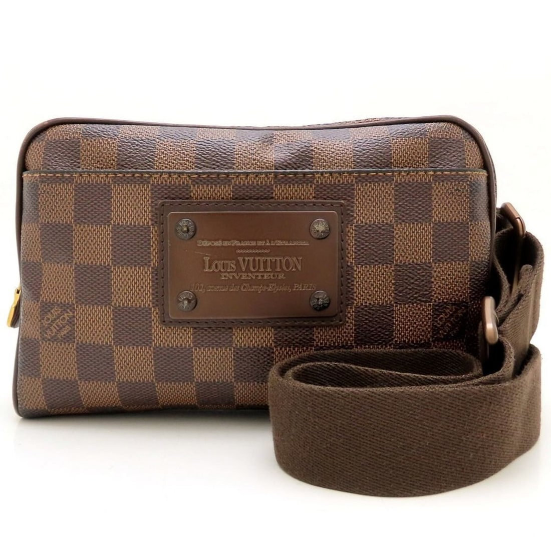 LOUIS VUITTON Louis Vuitton Damier Bumbag Brooklyn N41101 Body Bag Ebene Men's 353242: --- Catalog ---Category: SizeSize (HxWxD): 14cm x 21cm x 4.5cm / 5.51'' x 8.26'' x 1.77''Category: DesignType: Sling bagColor: EbeneGender: MenClosure: ZipperMaterial: Damier Canvas Category: GeneralL