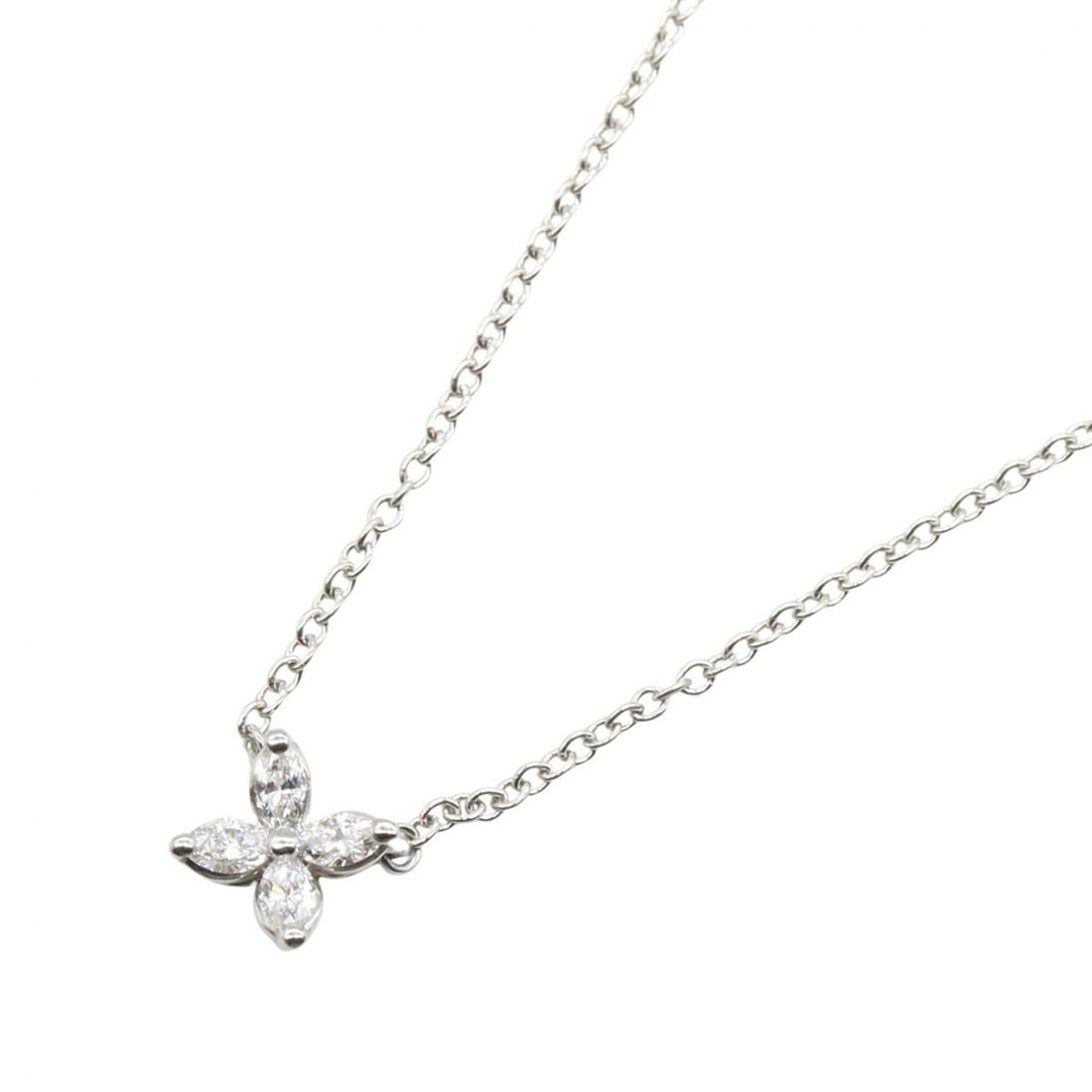 Tiffany & Co. Victoria Diamond Necklace - Platinum (Pt950) Women's with Diamonds Silver/Clear Tone: --- Catalog ---Category: SizePendant Size: 5mm x 5mm / 0.19'' x 0.19''Neck Circumference: 41 cm / 16.14''Category: DesignColor: PlatinumStone: DiamondGender: WomenMaterial: Platinum 950Necklace Type: 