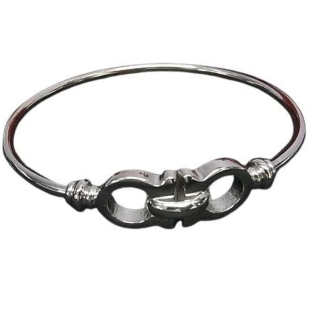 SALVATORE FERRAGAMO Ferragamo Bracelet Gancini Silver Metal Women's: --- Catalog ---Category: SizeLength: 19.8cm / 7.79''Category: DesignType: Charm braceletColor: SilverGender: WomenMaterial: MetalCategory: GeneralBrand: Salvatore FerragamoCountry of Origin: Italy--- 