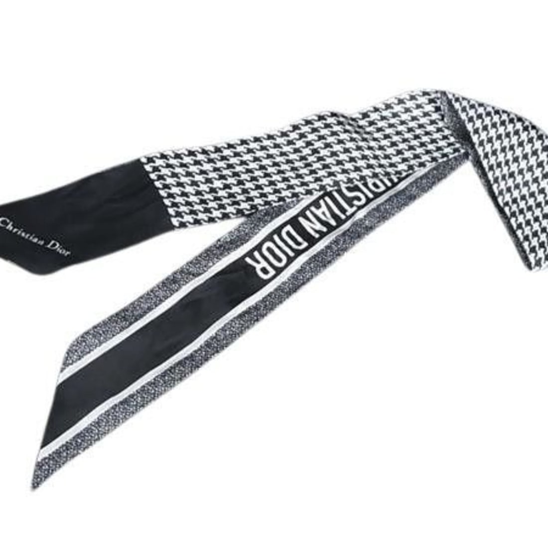 Christian Dior Ribbon Scarf/Muffler Montaigne 30 Mitzah Black x White Silk Women's: --- Catalog ---Category: SizeSize (LxW): 1.04m x 6cm / 40.94'' x 2.36''Category: DesignType: ScarfColor: Black, WhiteGender: WomenMaterial: Silk Category: GeneralBrand: Christian DiorCountry of Origin