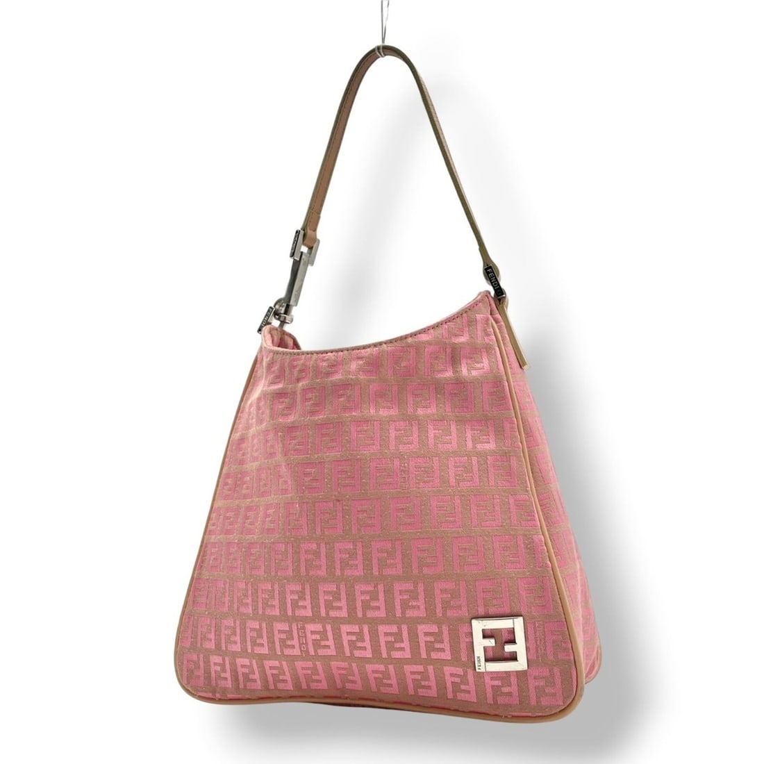 Fendi Zucchino Canvas Leather Pink Beige Handbag Tote Bag One Shoulder Women's S18: --- Catalog ---Category: SizeSize (HxWxD): 24cm x 24cm x 8cm / 9.44'' x 9.44'' x 3.14''Category: DesignType: Handbag, Tote bagColor: Pink beigeGender: WomenMaterial: Canvas , Leather Category: General