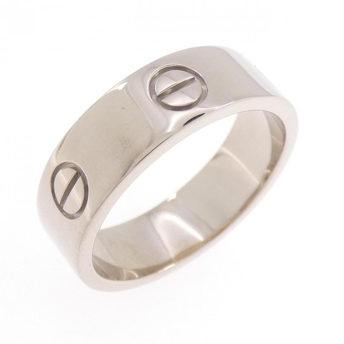 Cartier Love Ring: --- Catalog ---Category: SizeJP Size: 17US Size: 8.5Category: DesignType: Band ringColor: White goldGender: Women,MenMaterial: White gold (18K)Category: GeneralMPN: B4084700Brand: Cartier--- Item List