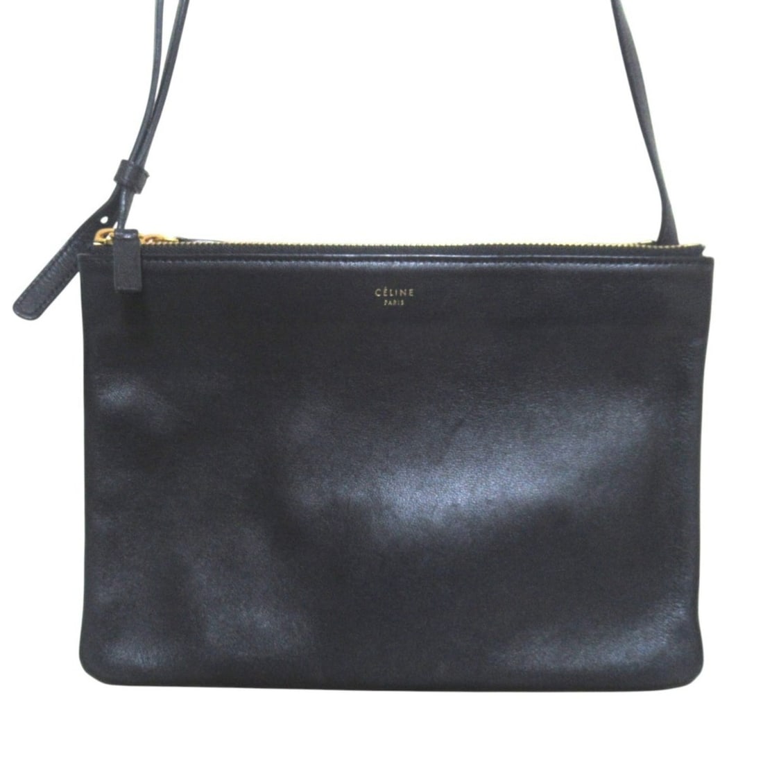 CELINE Phoebe Philo era Trio Large Shoulder Bag, Black, Women's: --- Catalog ---Category: SizeSize (HxWxD): 18cm x 25cm x 3cm / 7.08'' x 9.84'' x 1.18''Strap Length: 92cm - 112cm / 36.22'' - 44.09''Category: DesignType: Shoulder bagColor: BlackGender: WomenMaterial