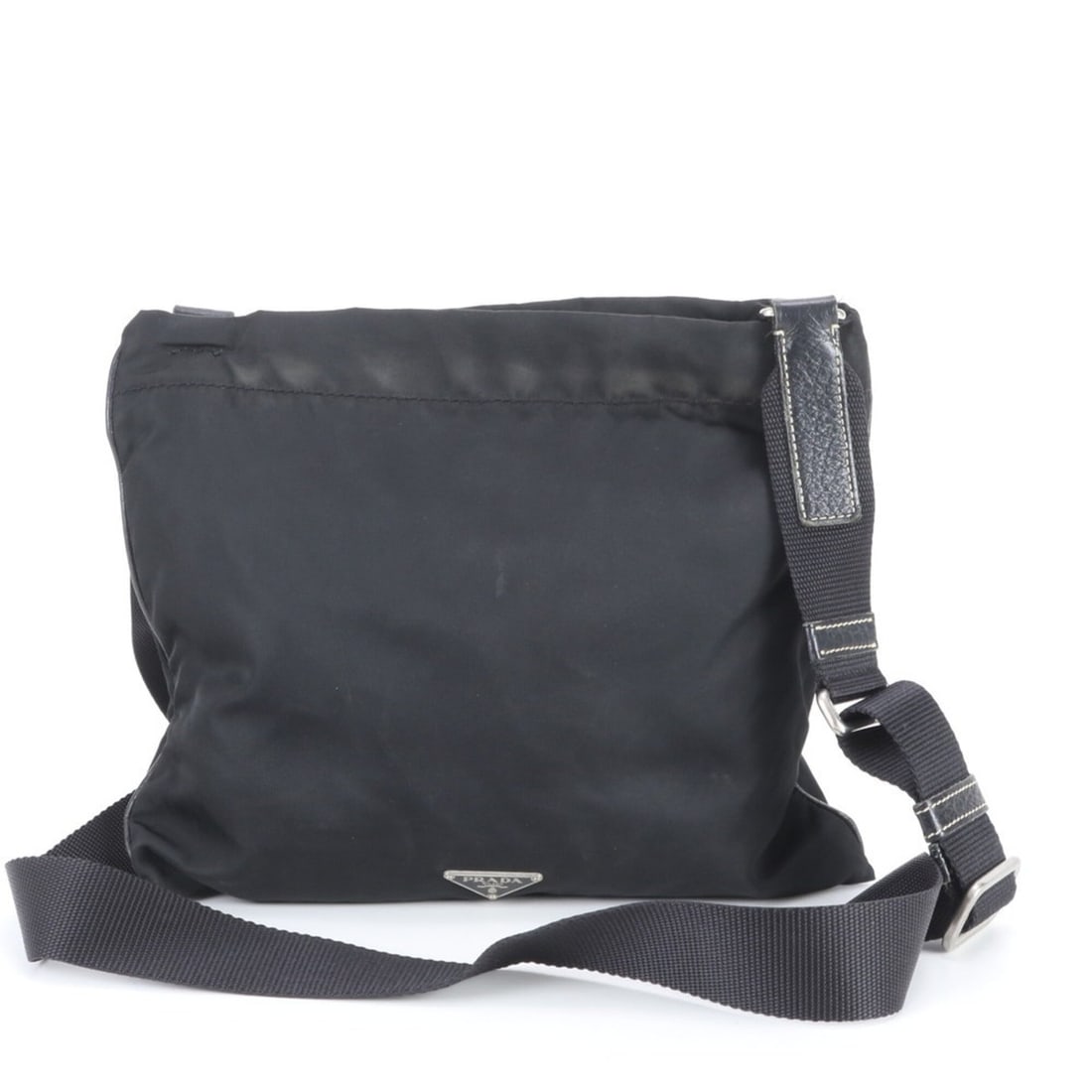 Prada Tessuto Nylon Triangle Logo Leather Shoulder Bag, Crossbody Messenger Bag for Men: --- Catalog ---Category: SizeSize (HxWxD): 25cm x 30cm x 2cm / 9.84'' x 11.81'' x 0.78''Category: DesignType: Shoulder bagColor: Black, WhiteGender: MenMaterial: Nylon , Leather Category: GeneralBrand
