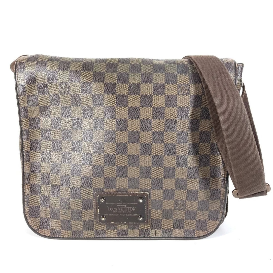 LOUIS VUITTON N51211 Damier Brooklyn MM Messenger Bag/Shoulder Bag, Canvas, Ebene Brown. (Suitable: --- Catalog ---Category: SizeSize (HxWxD): 26cm x 32cm x 9cm / 10.23'' x 12.59'' x 3.54''Category: DesignType: Messenger bag, Shoulder bagColor: Brown, EbeneGender: Men,Women,UnisexMaterial: Damier Ca