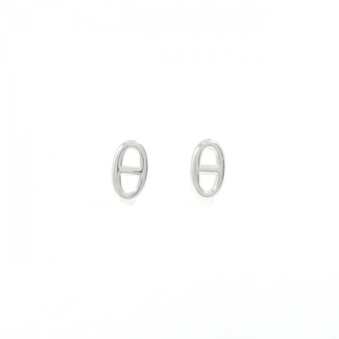 Hermes Farandole TPM Earrings: --- Catalog ---Category: SizeSize (HxWxD): 9.50mm x 5.50mm / 0.37'' x 0.22''Category: DesignType: Stud earringsColor: SilverGender: WomenMaterial: Silver 925Category: GeneralBrand: Hermes--- Item List