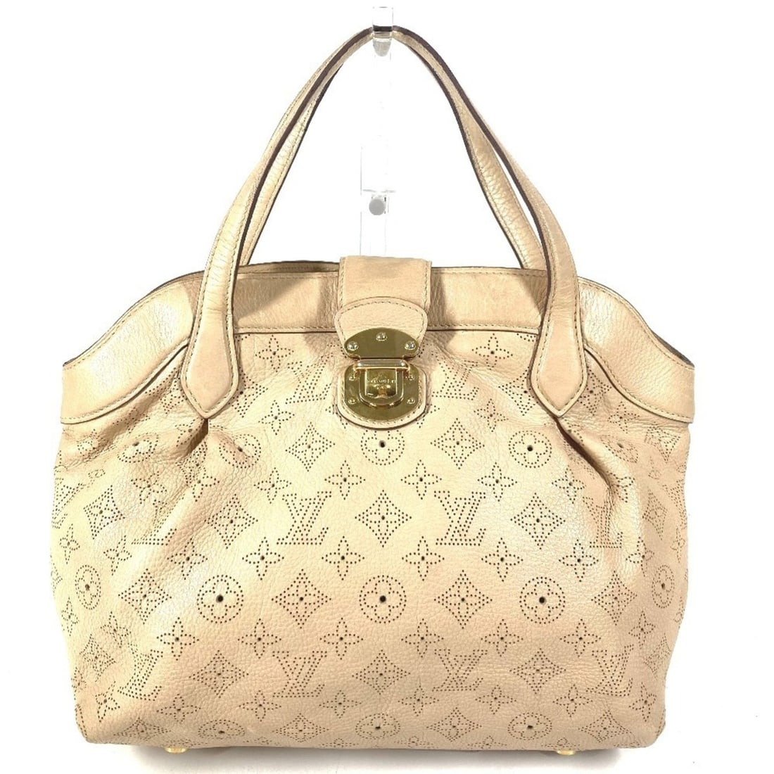 LOUIS VUITTON M93081 Monogram Mahina Seals PM Tote Bag, Handbag, Leather, Women's, Beige: --- Catalog ---Category: SizeSize (HxWxD): 25.5cm x 29.5cm x 18.5cm / 10.03'' x 11.61'' x 7.28''Category: DesignType: Handbag, Tote bagColor: BeigeGender: WomenMaterial: Mahina leather Category: Gener