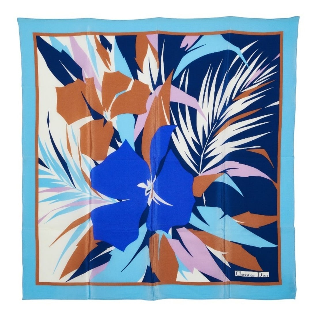 Christian Dior Dior Flower Motif Scarf/Muffler, Blue/Beige Silk, Women's.: --- Catalog ---Category: SizeSize (LxW): 77.5cm x 77.5cm / 30.51'' x 30.51''Category: DesignType: ScarfColor: Beige, BlueGender: WomenMaterial: Silk Category: GeneralBrand: Christian Dior--- Item List
