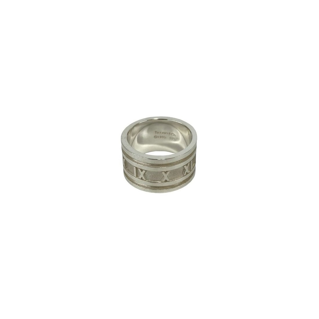 TIFFANY&Co. Tiffany Atlas Wide Ring, Sterling Silver 925, Accessory, Silver, 57151: --- Catalog ---Category: SizeJP Size: 19US Size: 9.5Category: DesignType: Band ringColor: SilverGender: WomenMaterial: Silver 925Category: GeneralBrand: Tiffany--- Item List ---Section: ConditionRanki