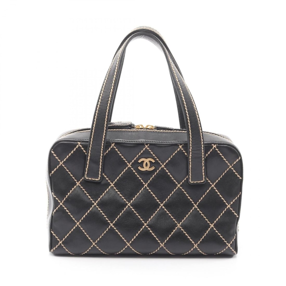 Chanel Wild Stitch Handbag, Leather, Women's, Black: --- Catalog ---Category: SizeSize (HxWxD): 17cm x 29cm x 10.5cm / 6.69'' x 11.41'' x 4.13''Category: DesignType: HandbagColor: BlackGender: WomenMaterial: Leather Category: GeneralBrand: Chanel--- Ite
