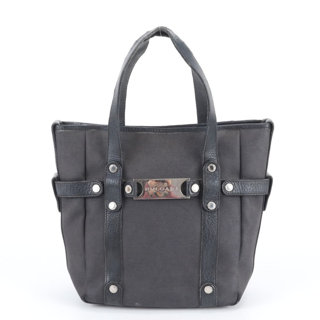 Bvlgari Leather Tote Bag, Handbag, Shoulder Black with Silver Hardware, Women's: --- Catalog ---Category: SizeSize (HxWxD): 22cm x 20cm x 10cm / 8.66'' x 7.87'' x 3.93''Handle Length: 36cm / 14.17''Category: DesignType: Handbag, Tote bagColor: BlackGender: WomenMaterial: Leather ,