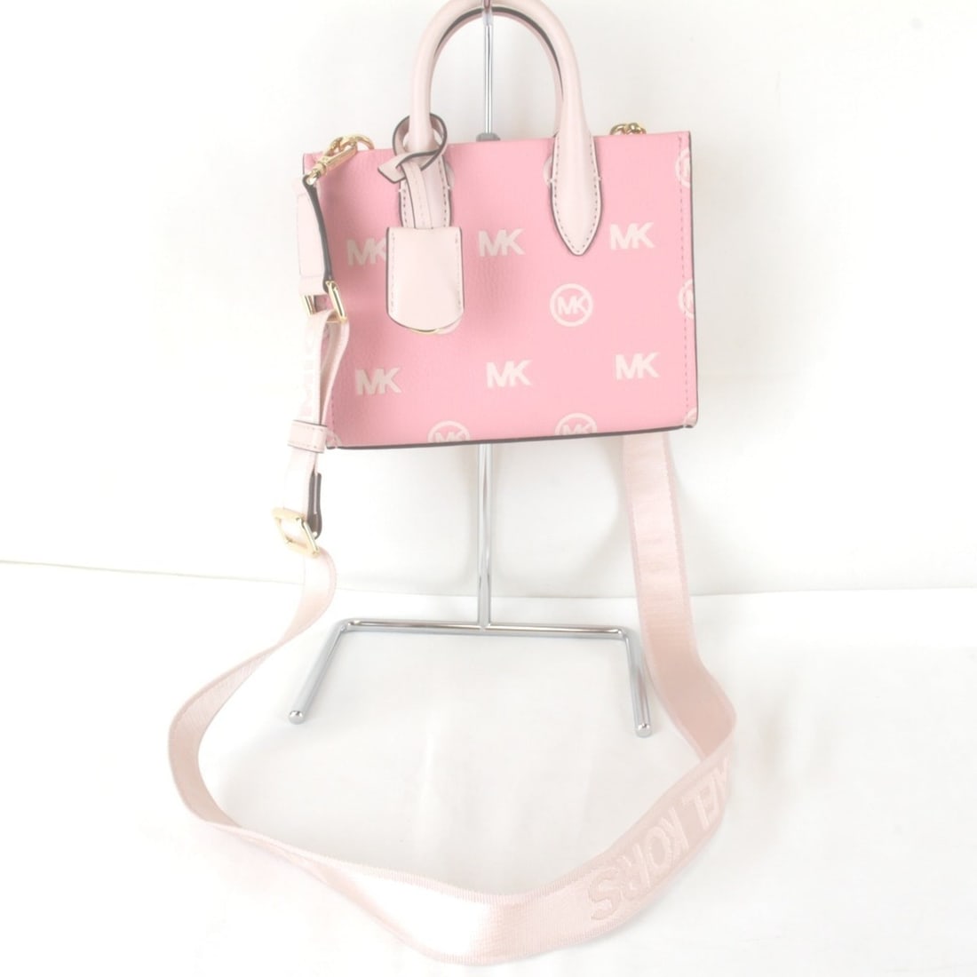 Michael Kors Mini 2-Way Bag Shoulder Leather Pink Women's: --- Catalog ---Category: SizeSize (HxWxD): 14.5cm x 18.5cm x 6cm / 5.7'' x 7.28'' x 2.36''Category: DesignType: Shoulder bagColor: PinkGender: WomenMaterial: Leather Category: GeneralBrand: Michael Ko