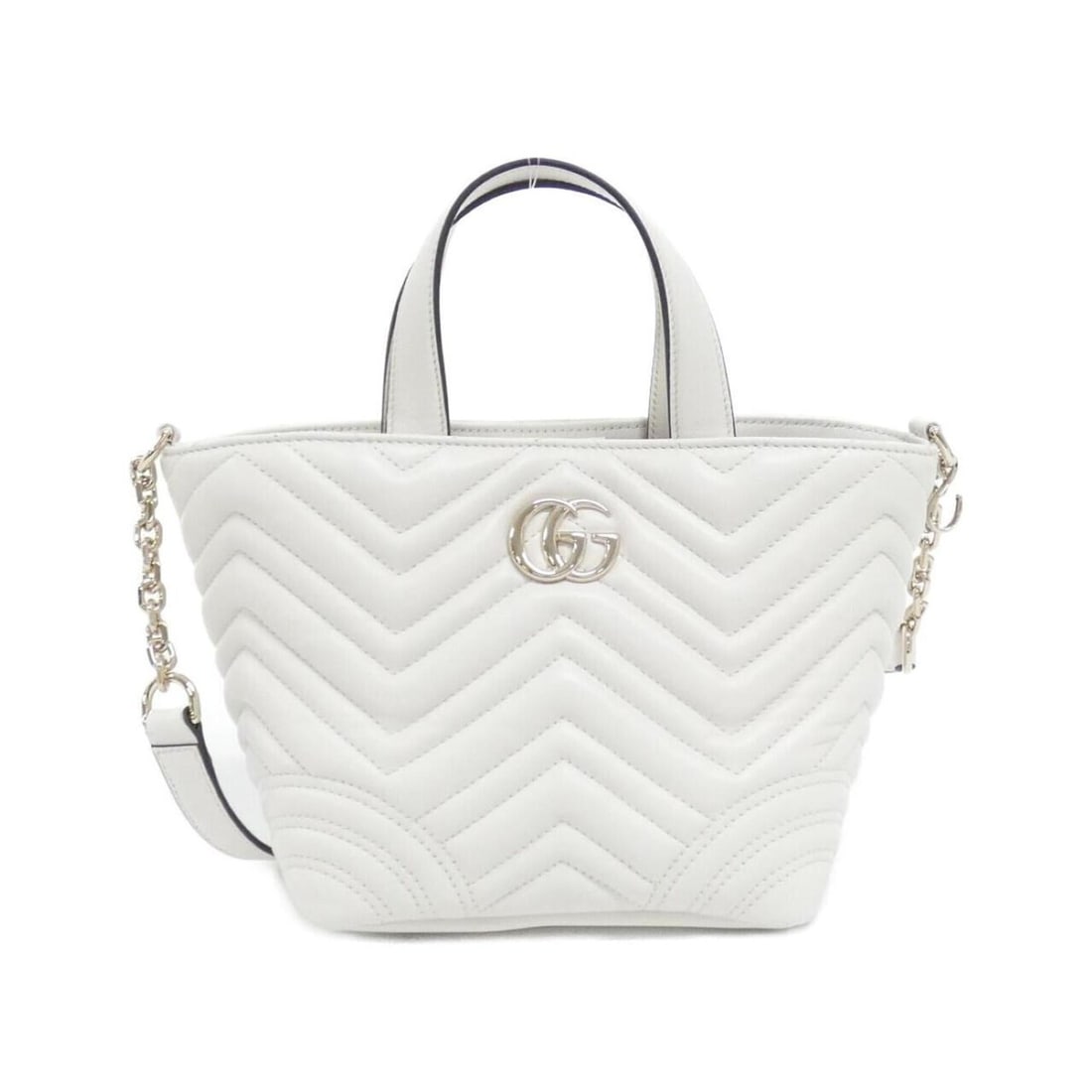 Gucci GG Marmont Small Tote Handbag 847386 AAFA1: --- Catalog ---Category: SizeSize (HxWxD): 18cm x 29cm x 12.5cm / 7.08'' x 11.41'' x 4.92''Category: DesignType: Handbag, Tote bagColor: WhiteGender: WomenMaterial: Quilting , Leather Leather/Fur Type