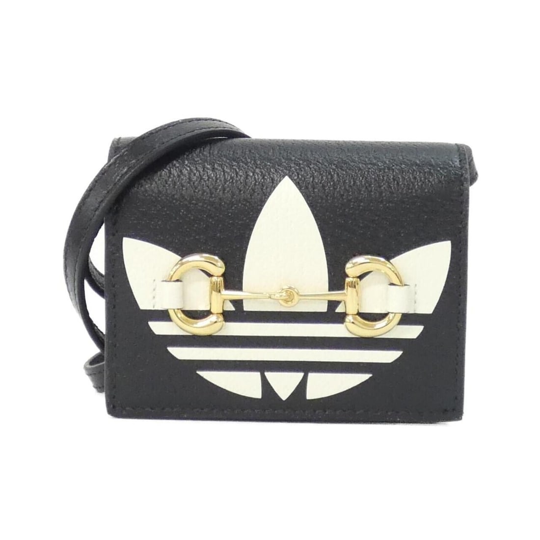 Gucci HORSEBIT 1955 702248 DJ24G Shoulder Wallet: --- Catalog ---Category: SizeSize (HxWxD): 9cm x 11cm x 3cm / 3.54'' x 4.33'' x 1.18''Category: DesignType: Chain/Shoulder walletColor: Black, WhiteGender: Women,MenMaterial: Leather Category: General