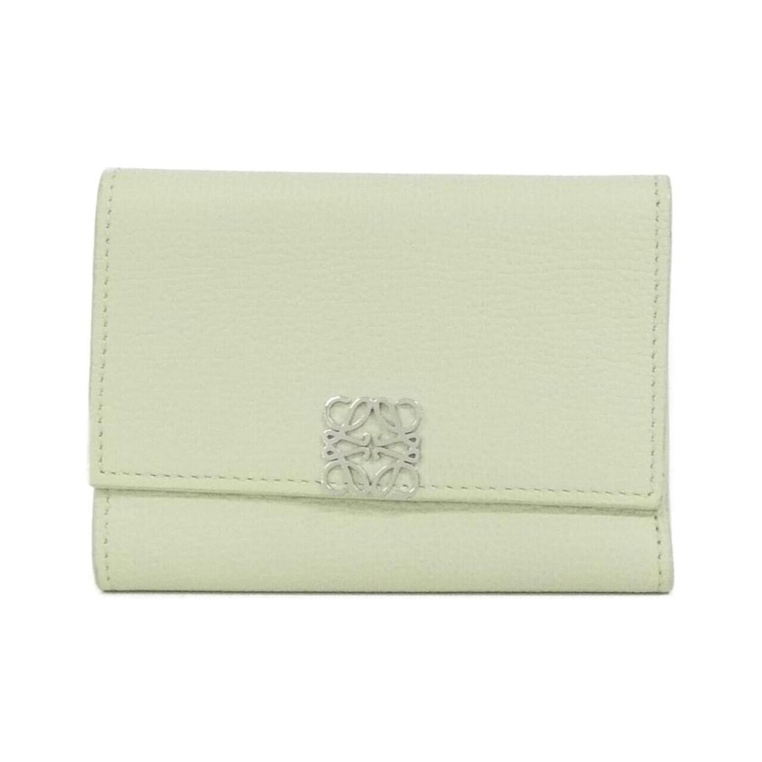 Loewe Anagram Small Vertical Wallet C821S33X07: --- Catalog ---Category: SizeSize (HxWxD): 9cm x 12cm x 3cm / 3.54'' x 4.72'' x 1.18''Category: DesignType: Wallet (tri-fold)Color: GreenGender: WomenMaterial: Leather Leather/Fur Type: CalfskinCatego