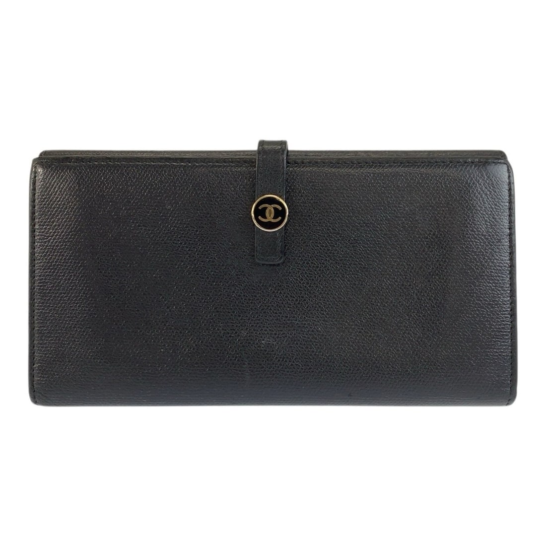 CHANEL Coco Button Black Leather Long Wallet for Women: --- Catalog ---Category: SizeSize (HxWxD): 10cm x 19cm x 1.5cm / 3.93'' x 7.48'' x 0.59''Category: DesignType: Wallet (bi-fold)Color: BlackGender: WomenMaterial: Leather Category: GeneralBrand: Chanel