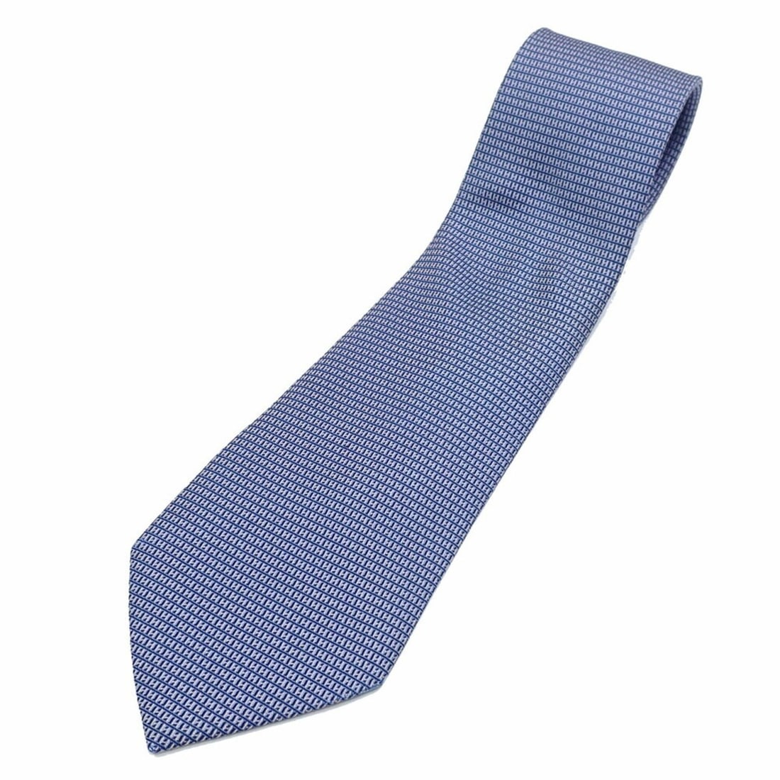 Hermes Men's Silk Tie, Blue: --- Catalog ---Category: SizeWidth: 9cm / 3.54''Total Length: 156cm / 61.41''Category: DesignType: CravatColor: BlueGender: MenMaterial: Silk 100%Category: GeneralBrand: Hermes--- Item List ---Section