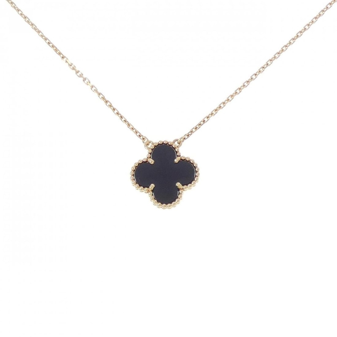 Van Cleef & Arpels Vintage Alhambra Necklace: --- Catalog ---Category: SizePendant Size: 14.8mm x 14.8mm / 0.58'' x 0.58''Neck Circumference: 37 cm - 42 cm / 14.56'' - 16.53''Category: DesignColor: Yellow goldGender: WomenMaterial: Yellow gold (1