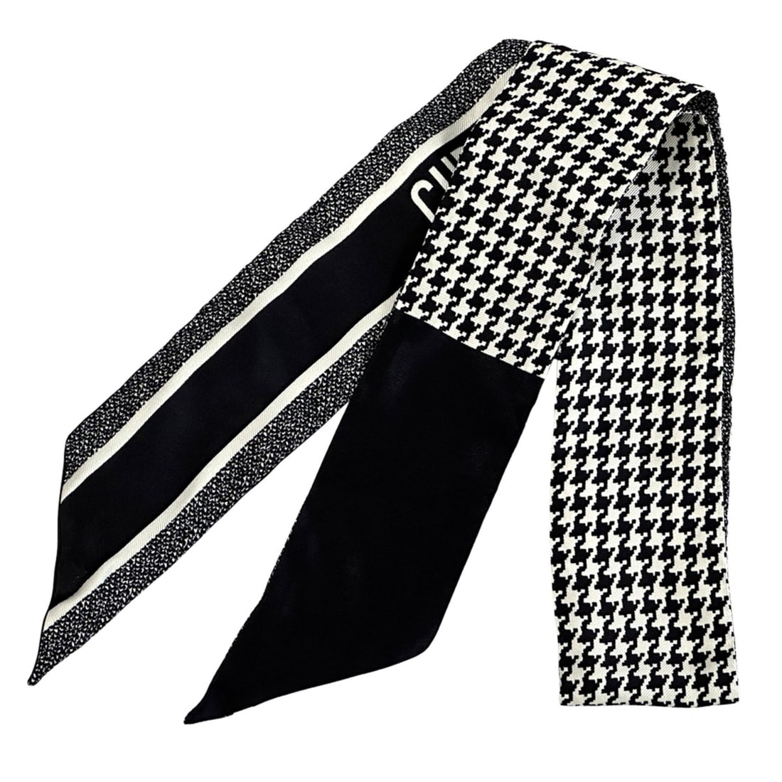 Christian Dior Dior scarf/muffler for women, brand name, Mitzah, silk, black and white, logo,: --- Catalog ---Category: SizeSize (LxW): 1m x 6cm / 39.37'' x 2.36''Category: DesignType: ScarfColor: Black, WhiteGender: WomenMaterial: Silk Category: GeneralBrand: Christian DiorCountry of Origin: I