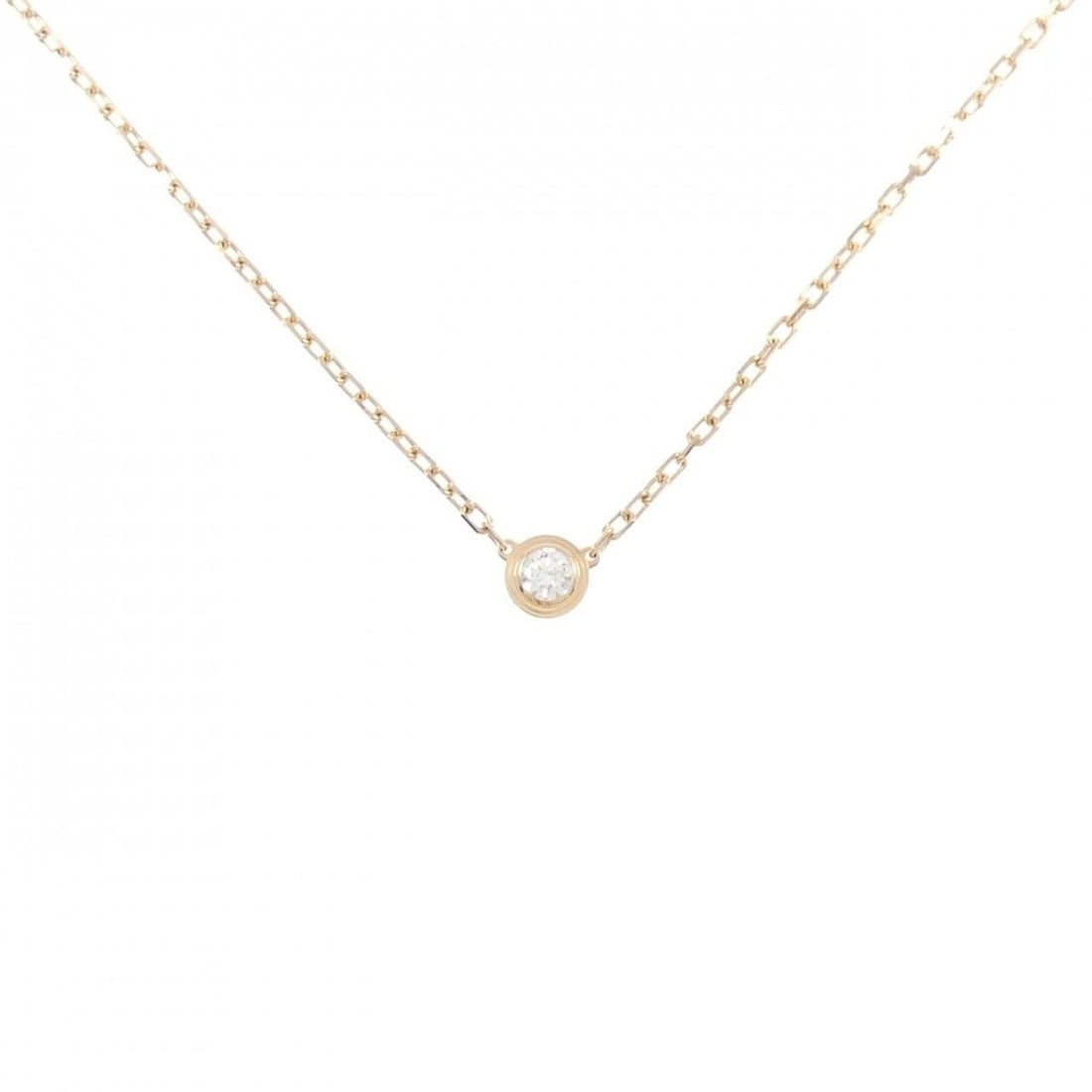 Cartier Damour Small Necklace: --- Catalog ---Category: SizePendant Size: 4.5mm x 4.5mm / 0.17'' x 0.17''Neck Circumference: 38 cm - 41 cm / 14.96'' - 16.14''Category: DesignColor: Pink goldStone: DiamondGender: WomenMaterial: Pink