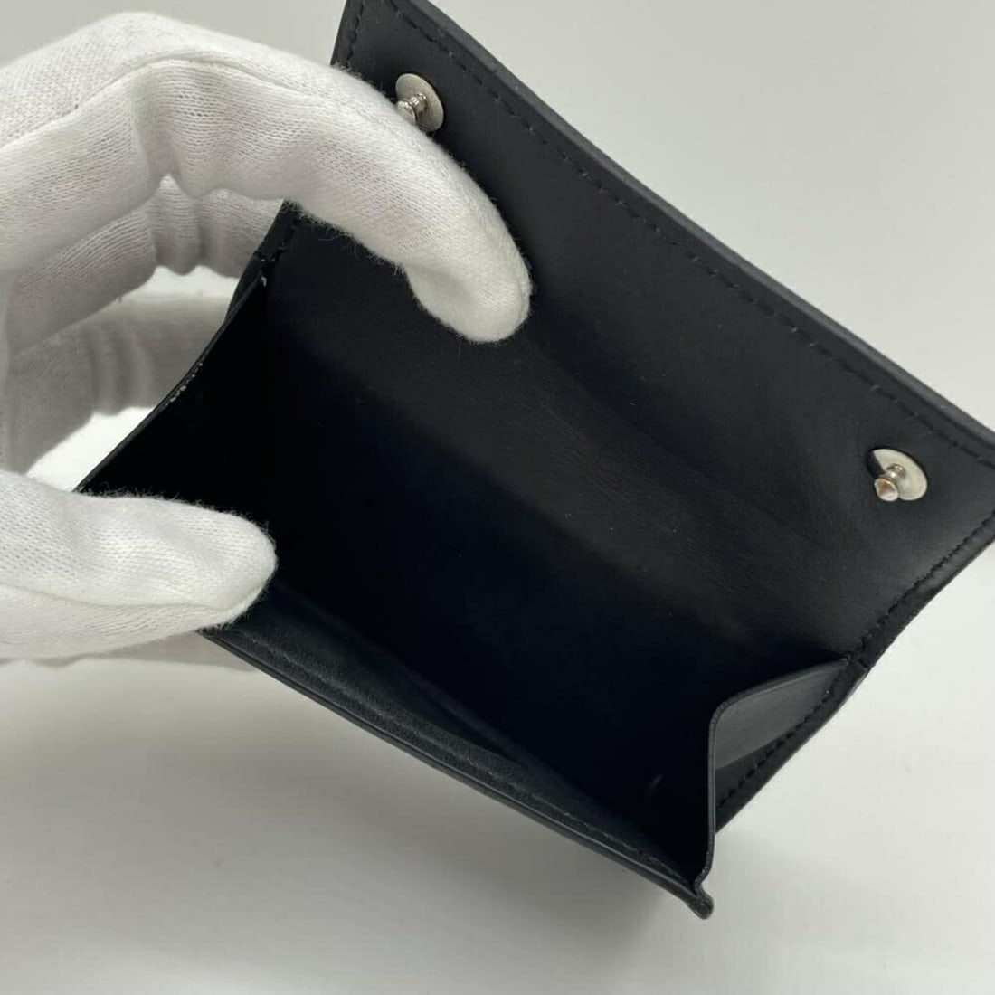 LOUIS VUITTON Monogram Eclipse Discovery Compact Wallet M45417 - 4