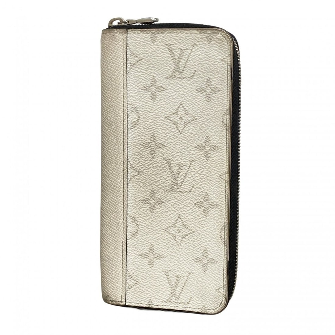 Louis Vuitton Taigarama Zippy Wallet Vertical M31078 Optic White Men's Long: --- Catalog ---Category: SizeSize (HxWxD): 20cm x 10cm x 2cm / 7.87'' x 3.93'' x 0.78''Category: DesignType: Long wallet (bi-fold)Color: WhiteGender: MenCategory: GeneralMPN: M31078Brand: Louis Vuitto