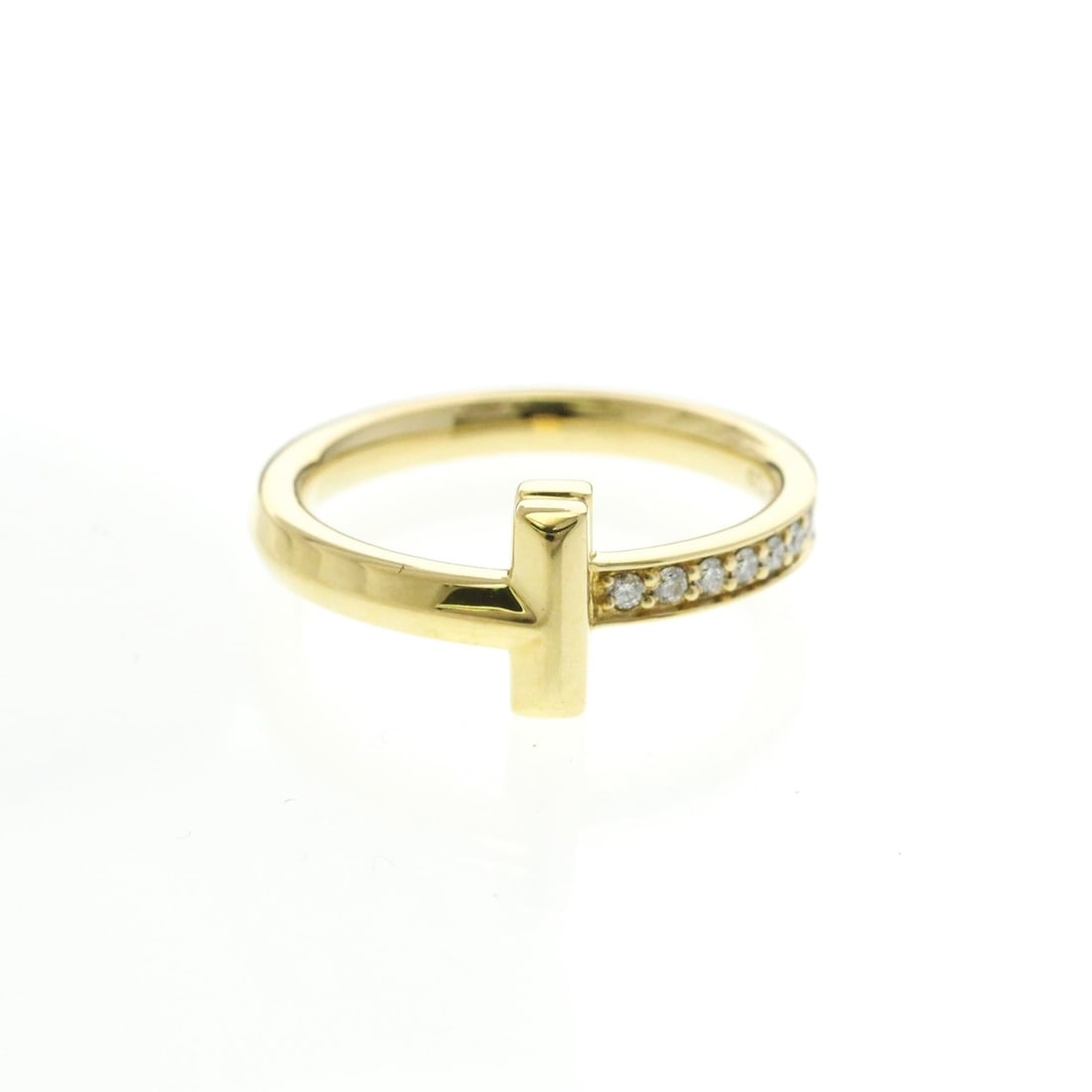 Tiffany T One Narrow Ring With Diamonds Yellow Gold (18K) Fashion Diamond Band Ring Gold: --- Catalog ---Category: SizeWidth: 2.4mm / 0.09''Weight: 4.1g / 0.14oz.JP Size: 9US Size: 5Category: DesignType: Band ringColor: GoldMetal: GoldStone: DiamondStyle: FashionGender: Men,WomenMaterial: 