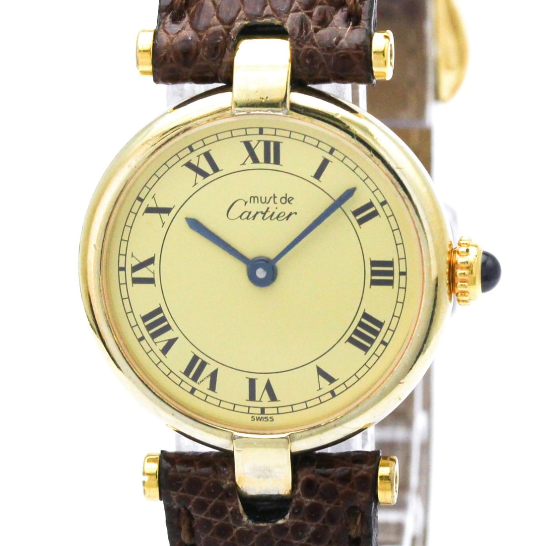 CARTIER Must Vendome Vermeil Gold Plated Quartz Ladies Watch 590004: --- Catalog ---Category: SizeCase Diameter: 24mm / 0.94''Category: DesignType: WristwatchStyle: Dress/FormalGender: WomenColor (Dial): IvoryMaterial (Band): LeatherMaterial (Case): Gold platedCategory