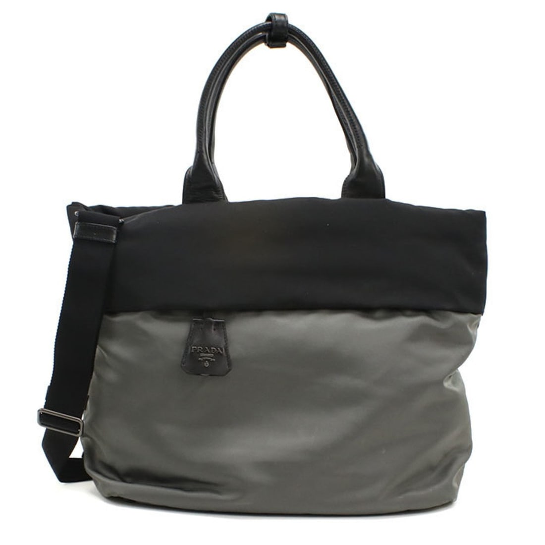 PRADA Prada Tote Bag B1959V 2-Way Men's Gray: --- Catalog ---Category: SizeSize (HxWxD): 30cm x 36cm x 17cm / 11.81'' x 14.17'' x 6.69''Category: DesignType: Tote bagColor: GrayGender: MenMaterial: Nylon Hardware Color: GunmetalCategory: GeneralM