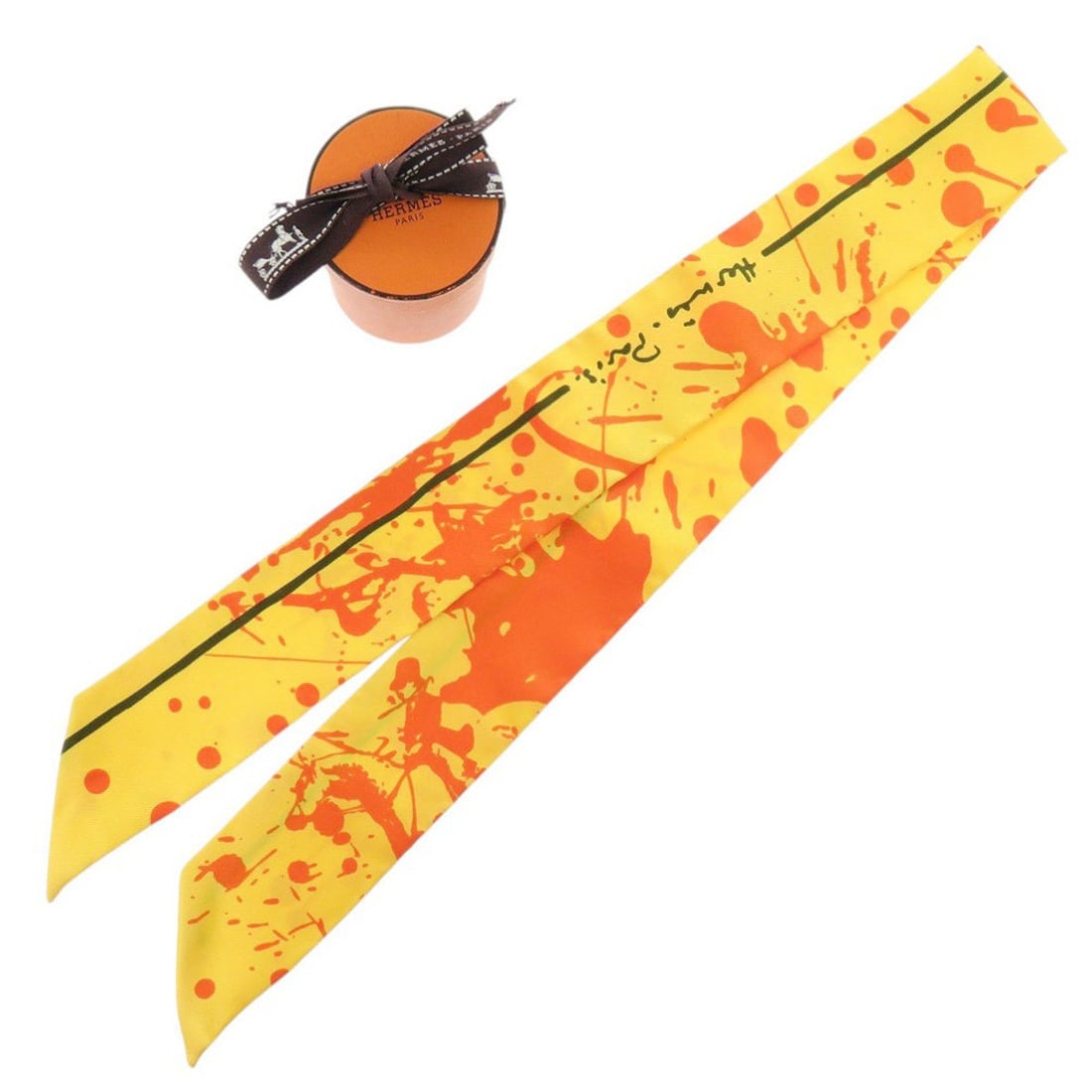 Excellent condition Hermes Twilly "Unexpected Horse" silk yellow scarf/muffler 0393HERMES: --- Catalog ---Category: SizeSize (LxW): 85cm / 33.46''Category: DesignType: ScarfColor: Orange, YellowGender: WomenMaterial: Silk Category: GeneralBrand: HermesCountry of Origin: France--- Item List 