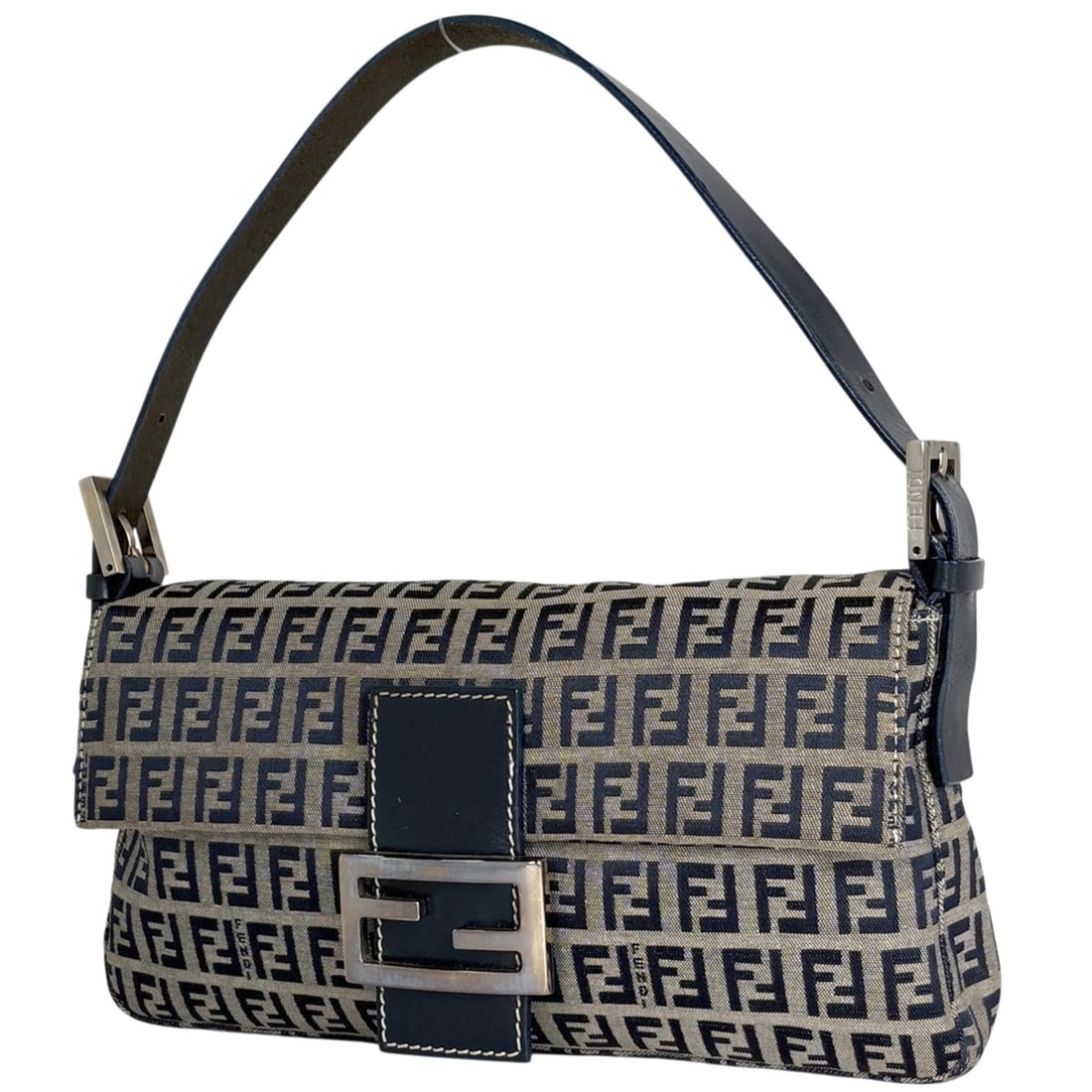 Fendi Mamma Bucket Shoulder Bag, Zucchino Pattern, Canvas, Navy, Women's: --- Catalog ---Category: SizeSize (HxWxD): 14cm x 26.5cm x 4.5cm / 5.51'' x 10.43'' x 1.77''Category: DesignType: Shoulder bagColor: NavyGender: WomenMaterial: Canvas , Leather Category: GeneralBrand: