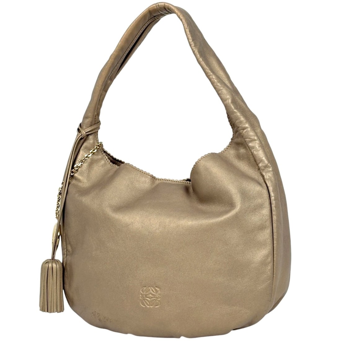 Loewe Viento 30 Fringe Anagram Shoulder Bag, Leather, Gold, Women's: --- Catalog ---Category: SizeSize (HxWxD): 26cm x 28cm x 7cm / 10.23'' x 11.02'' x 2.75''Category: DesignType: Shoulder bagColor: GoldGender: WomenMaterial: Leather Category: GeneralBrand: Loewe--- It